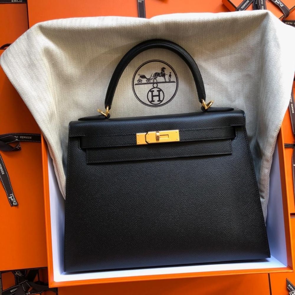 Hermès Kelly 28 Noir (Black) Sellier Epsom Gold Hardware GHW — The
