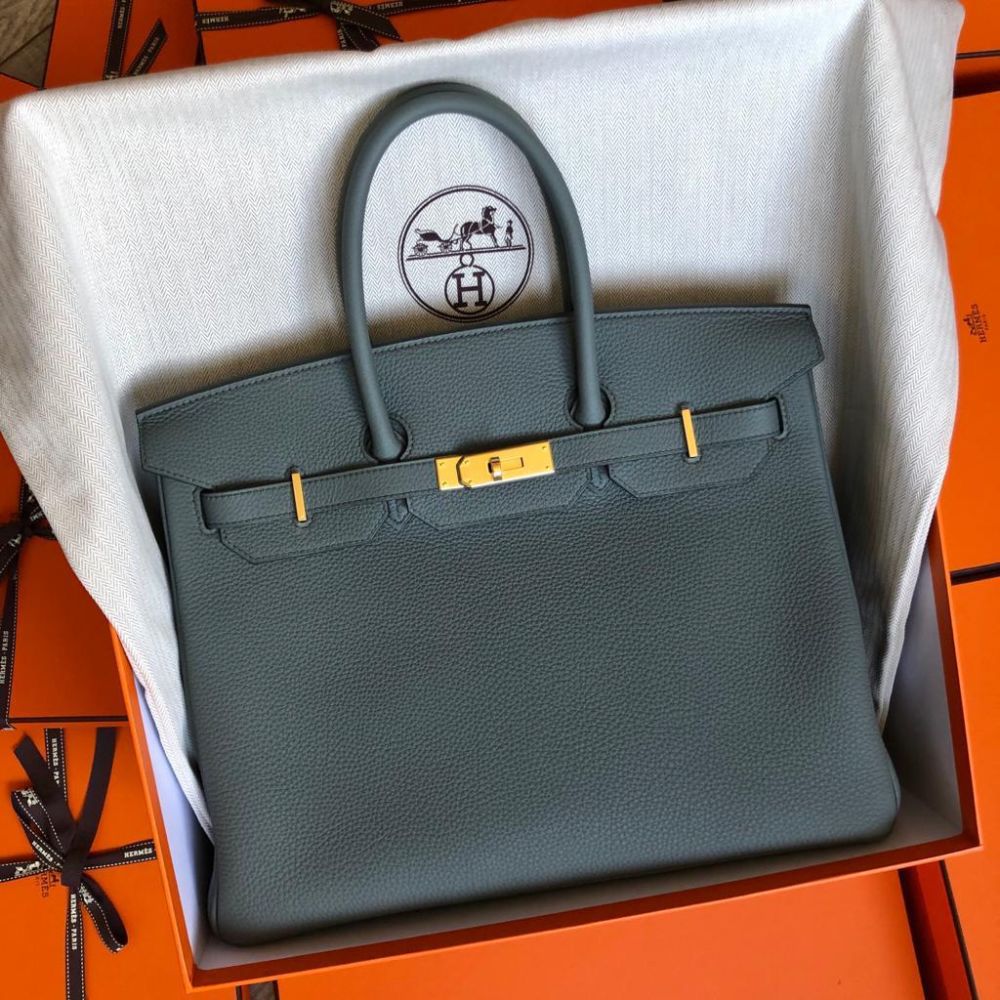 Hermes Birkin 35 Bag Vert Amande Gold Hardware Togo Leather For Sale at  1stDibs